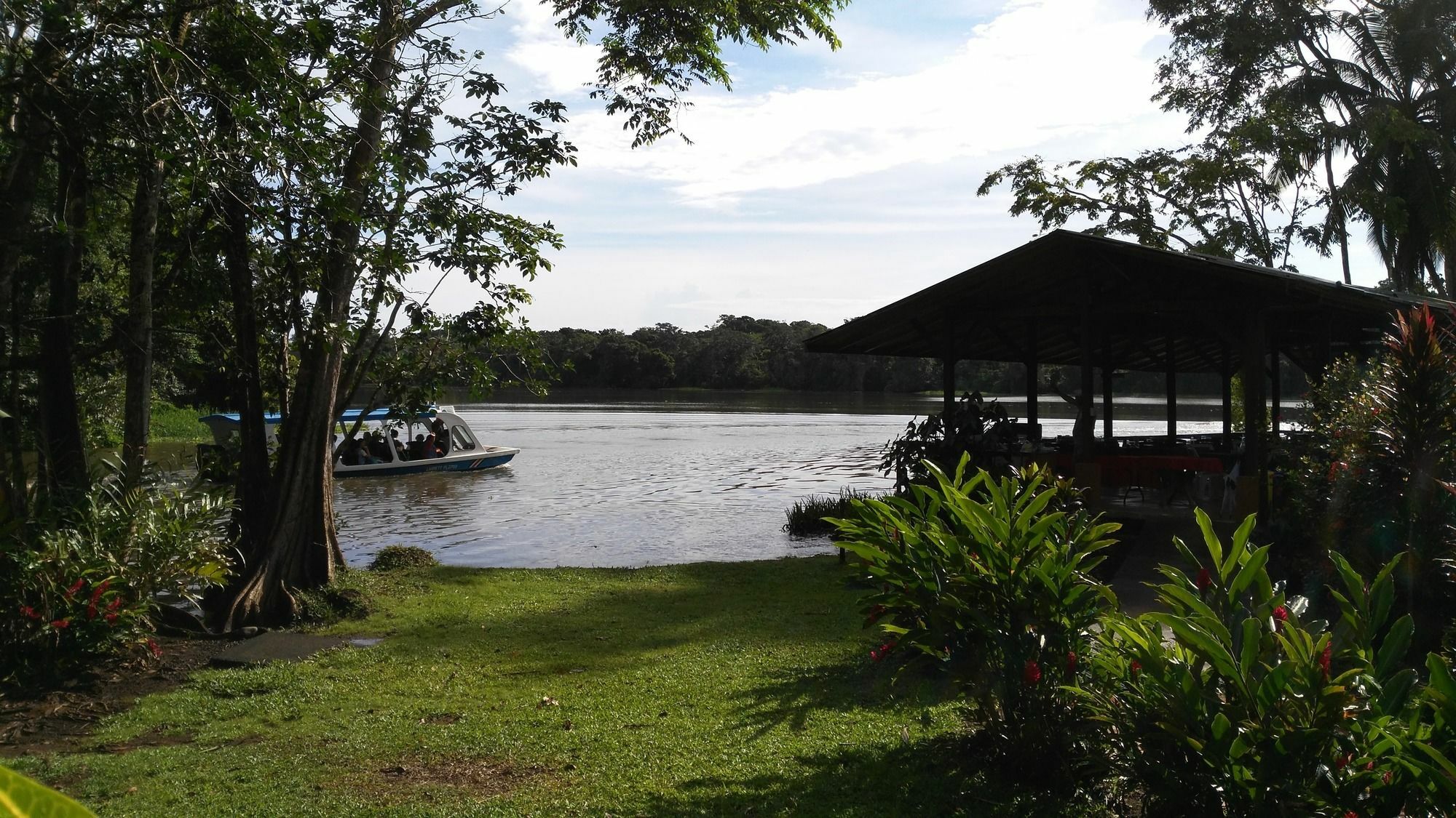 Lirio Lodge Barra de Pacuare Εξωτερικό φωτογραφία